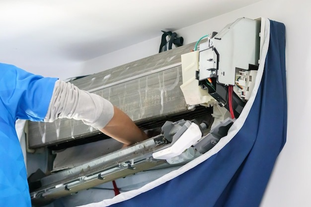 AC Cleaning In Dubai